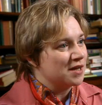 Dr Katie Lowe